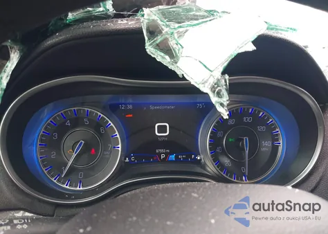 2018 Chrysler 300 Touring z USA, uszkodzony, nr VIN 2C3CCAAG9JH320442